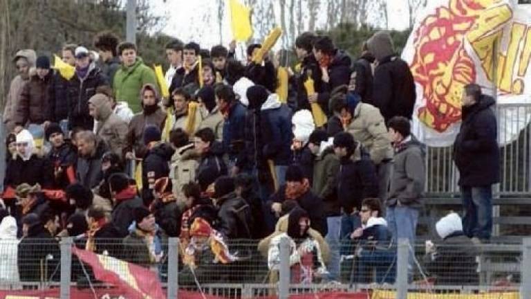 I tifosi del Cattolica al sindaco: Alla D noi ci teniamo I tifosi del Cattolica al sindaco: Alla D noi ci teniamo