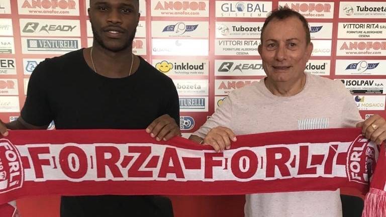 Calciomercato, colpo del Forlì: Angelini ritrova Franklyn Akammadu Calciomercato, colpo del Forlì: Angelini ritrova Franklyn Akammadu