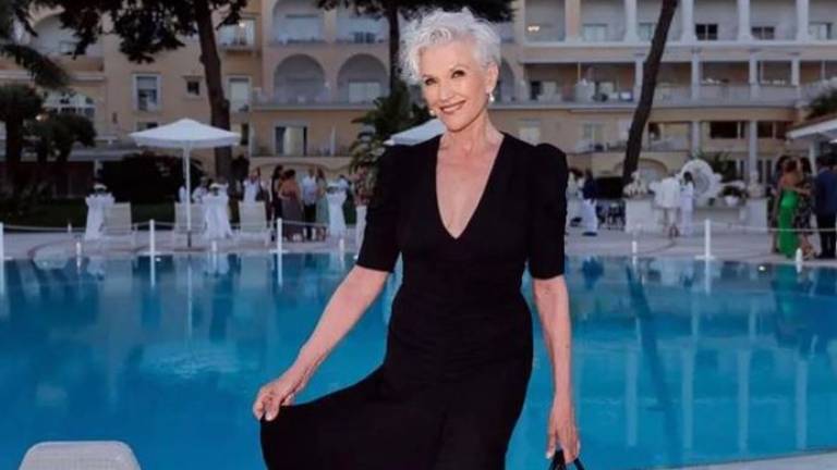 Sonia, la riminese che ha acconciato Maye Musk, la mamma dell’uomo più ricco del mondo Sonia, la riminese che ha acconciato Maye Musk, la mamma dell’uomo più ricco del mondo