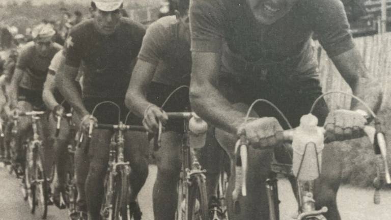 Faenza, la morte dell'ex ciclista Albonetti. La famiglia: Grazie per la vicinanza Faenza, la morte dell'ex ciclista Albonetti. La famiglia: Grazie per la vicinanza