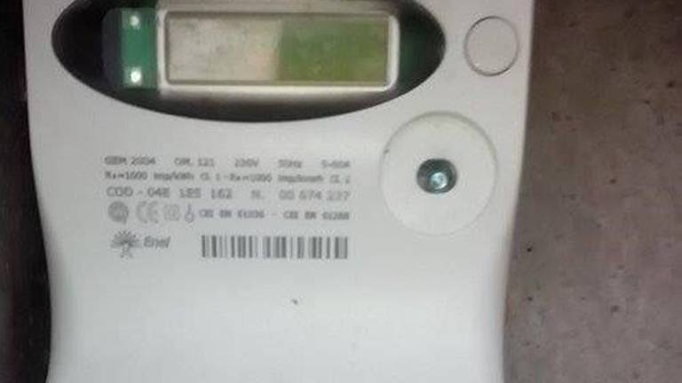 Forlì, ruba la corrente elettrica al vicino: denunciato Forlì, ruba la corrente elettrica al vicino: denunciato