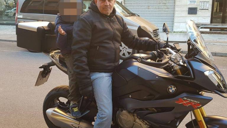 Ravenna, investito e ucciso sul lavoro, i sindacati: Pronti a costituirci parti civili Ravenna, investito e ucciso sul lavoro, i sindacati: Pronti a costituirci parti civili