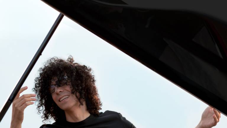 Live piano solo: che Estasi con Giovanni Allevi a Bologna Live piano solo: che Estasi con Giovanni Allevi a Bologna