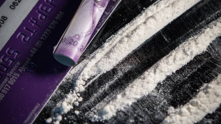 Rimini, colto sul fatto, lo spacciatore reagisce con calci e pugni ma non sfugge all'arresto Rimini, colto sul fatto, lo spacciatore reagisce con calci e pugni ma non sfugge all'arresto