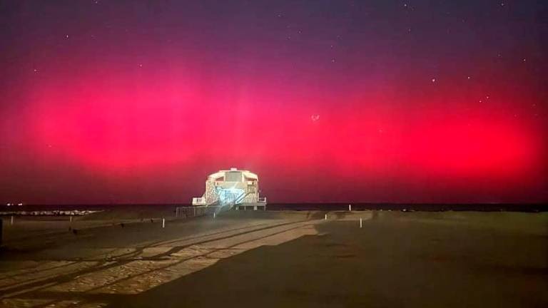 La meraviglia dell’aurora boreale in riviera La meraviglia dell’aurora boreale in riviera