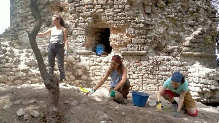 Brisighella, nuovi ritrovamenti dagli scavi archeologici di Ceparano Brisighella, nuovi ritrovamenti dagli scavi archeologici di Ceparano