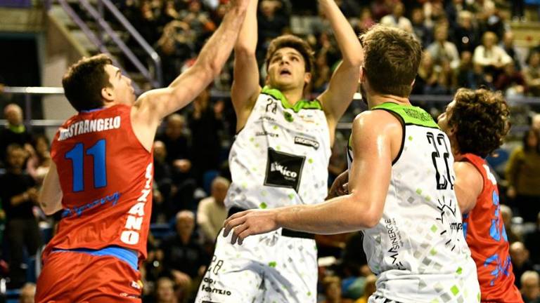 Basket, Amedeo Tiberti lascia Faenza Basket, Amedeo Tiberti lascia Faenza
