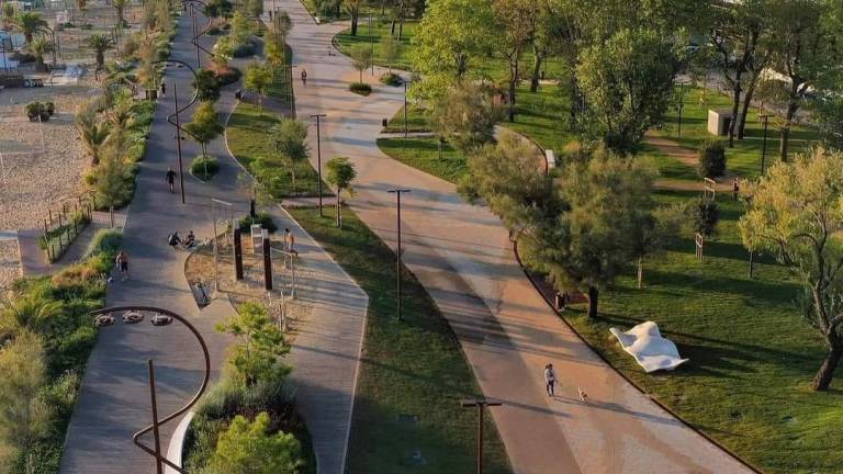 Rimini, spiaggia: gli accessi dai tratti 2 e 3 del Parco del Mare Rimini, spiaggia: gli accessi dai tratti 2 e 3 del Parco del Mare