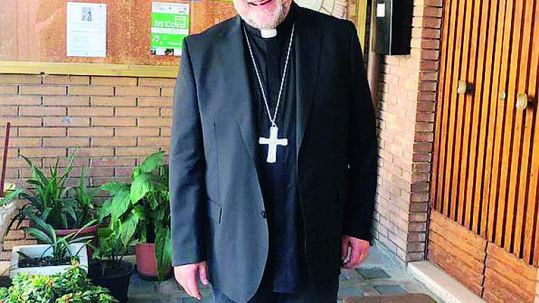 Prima l’ordinazione a vescovo di Imola. «Poi suonerò con la mia band» Prima l’ordinazione a vescovo di Imola. «Poi suonerò con la mia band»
