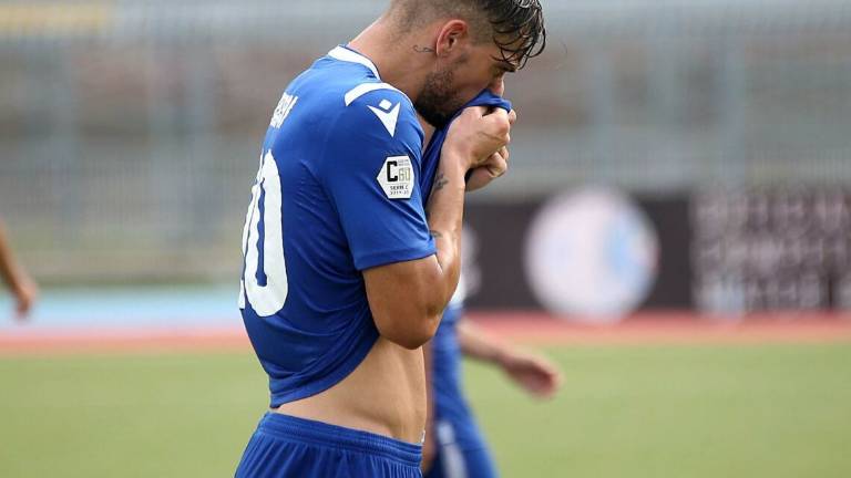 Calcio, il Rimini condannato alla D per... coronavirus Calcio, il Rimini condannato alla D per... coronavirus