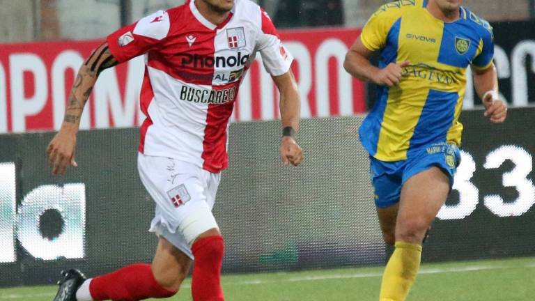 Calcio serie C, il Rimini condannato da due palle inattive, per l'Imolese solo un pari Calcio serie C, il Rimini condannato da due palle inattive, per l'Imolese solo un pari
