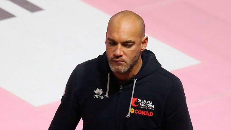 Il nuovo allenatore Simone Benandi Il nuovo allenatore Simone Benandi