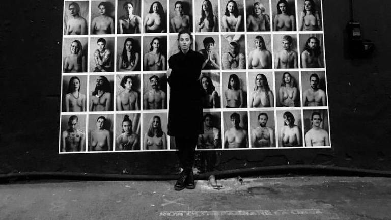 La riminese Veronica Urbini: «Io fotografa e attrice vado oltre agli stereotipi di genere restando autentica come la mia città». La riminese Veronica Urbini: «Io fotografa e attrice vado oltre agli stereotipi di genere restando autentica come la mia città».