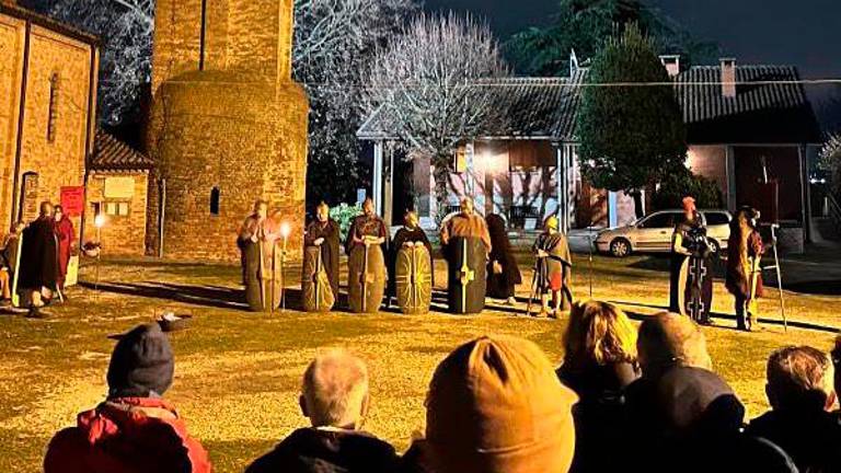 Rievocata a Calisese di Cesena la “Notte inquieta di Cesare” Rievocata a Calisese di Cesena la “Notte inquieta di Cesare”