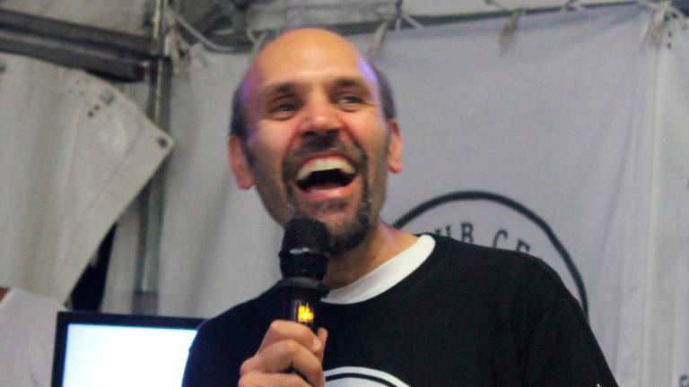 Longiano, in 200 alla festa del Cesena club creato dal prete tifoso: tra gli invitati anche Berti e Ciervo Longiano, in 200 alla festa del Cesena club creato dal prete tifoso: tra gli invitati anche Berti e Ciervo