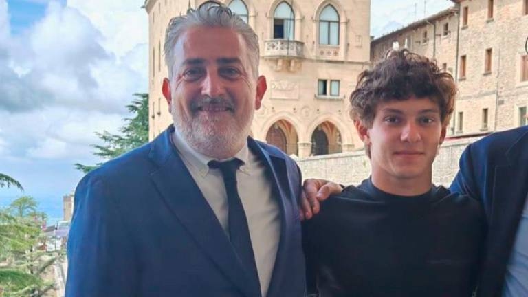 Il Segretario di Stato per l’Industria e lo Sport, Rossano Fabbri con Kimi Antonelli Il Segretario di Stato per l’Industria e lo Sport, Rossano Fabbri con Kimi Antonelli