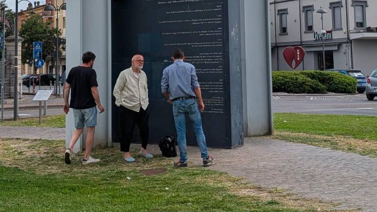 Lugo, per il troppo caldo slitta il restauro della Meridiana dei Popoli Lugo, per il troppo caldo slitta il restauro della Meridiana dei Popoli