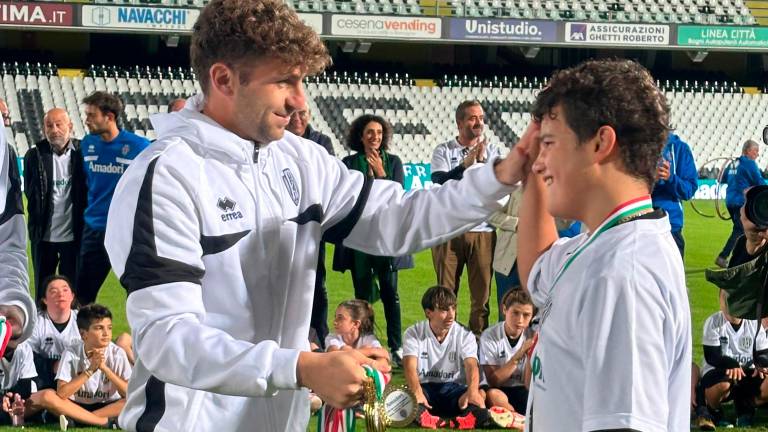 Cesena, grandi emozioni al Manuzzi con “Tutti insieme per un calcio integrato” VIDEO GALLERY Cesena, grandi emozioni al Manuzzi con “Tutti insieme per un calcio integrato” VIDEO GALLERY