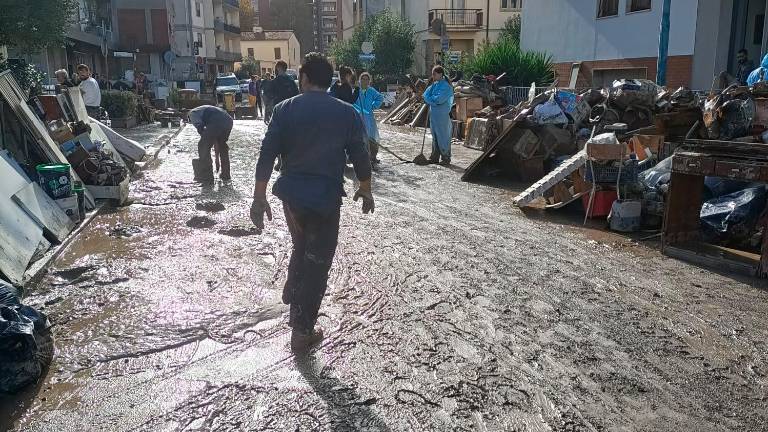 Cesena, gli alluvionati di San Rocco in Toscana ad aiutare Cesena, gli alluvionati di San Rocco in Toscana ad aiutare