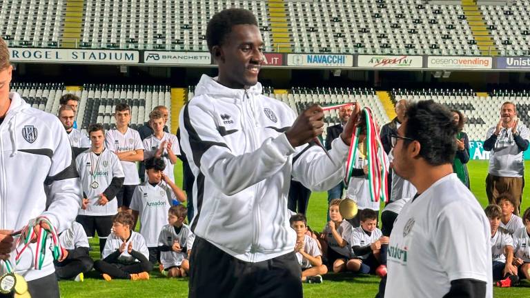 Cesena, grandi emozioni al Manuzzi con “Tutti insieme per un calcio integrato” VIDEO GALLERY Cesena, grandi emozioni al Manuzzi con “Tutti insieme per un calcio integrato” VIDEO GALLERY