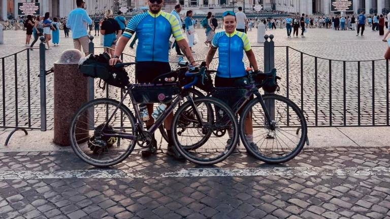 In bici per 1.091 chilometri dalla Svizzera a Roma: impresa targata Gambettola e Cesena In bici per 1.091 chilometri dalla Svizzera a Roma: impresa targata Gambettola e Cesena