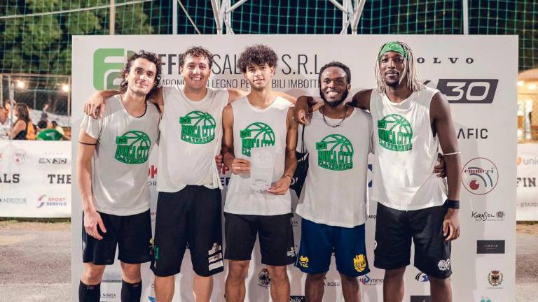 Basket, i “Black and White” vincono il “Ronca City Playground” di Forlì Basket, i “Black and White” vincono il “Ronca City Playground” di Forlì