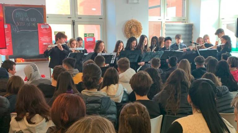 Cesena, cibo e sostenibilità: studenti “a scuola” dalle Cucine Popolari Cesena, cibo e sostenibilità: studenti “a scuola” dalle Cucine Popolari