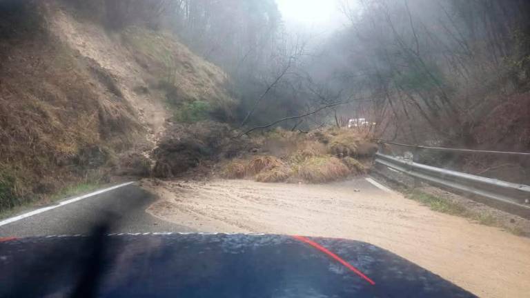 Nella Romagna Toscana, interrotta la strada da Palazzuolo sul Senio a Firenze Nella Romagna Toscana, interrotta la strada da Palazzuolo sul Senio a Firenze