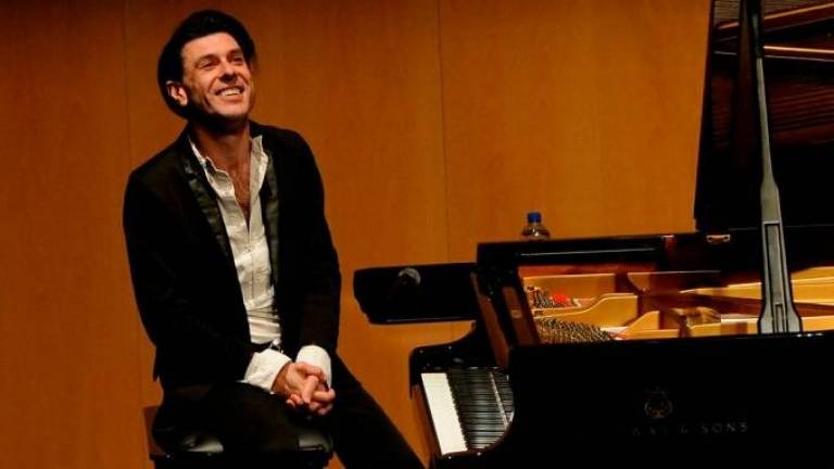 Libro di Coccoluto su Bosso: La musica si fa insieme Libro di Coccoluto su Bosso: La musica si fa insieme