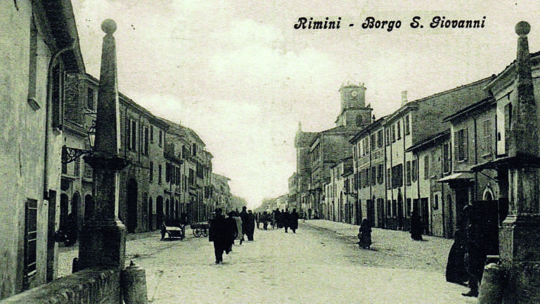 Era un uomo? Una donna? Era una maschera! Carnevale a Rimini a fine Ottocento Era un uomo? Una donna? Era una maschera! Carnevale a Rimini a fine Ottocento
