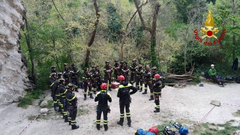 Ravenna, corso Speleo Alpino Fluviale dei Vigili del Fuoco - Gallery Ravenna, corso Speleo Alpino Fluviale dei Vigili del Fuoco - Gallery