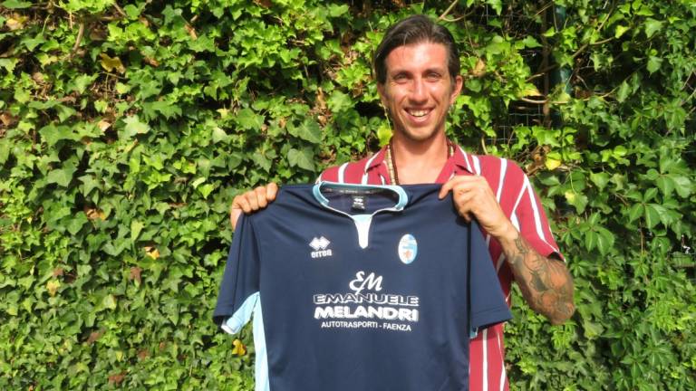Calcio Promozione, Daniele Ferri per l'attacco del Faenza Calcio Promozione, Daniele Ferri per l'attacco del Faenza