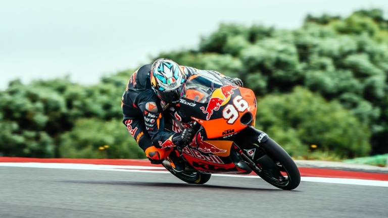 Moto3, il primo acuto è di Daniel Holgado Moto3, il primo acuto è di Daniel Holgado