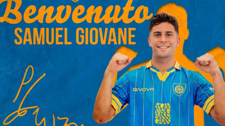 Samuel Giovane (foto Carrarese Calcio) Samuel Giovane (foto Carrarese Calcio)