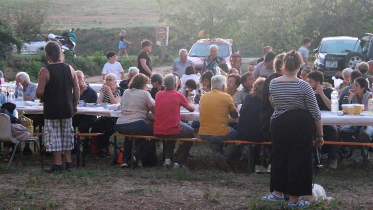 Montiano, Longiano e Roncofreddo sono tornati a riunirsi “sul confine” FOTOGALLERY Montiano, Longiano e Roncofreddo sono tornati a riunirsi “sul confine” FOTOGALLERY