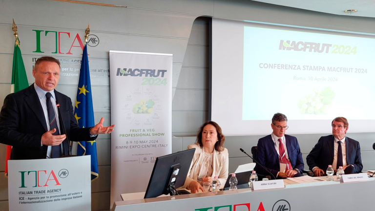 Anche il ministro Francesco Lollobrigida alla presentazione di oggi Anche il ministro Francesco Lollobrigida alla presentazione di oggi