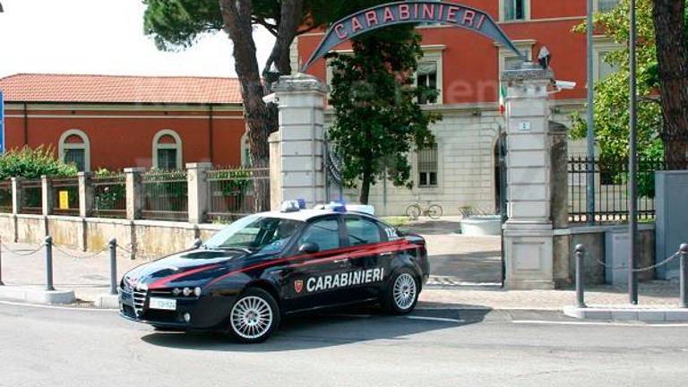 Lugo, ruba denaro da un esercizio pubblico: 30enne denunciato Lugo, ruba denaro da un esercizio pubblico: 30enne denunciato