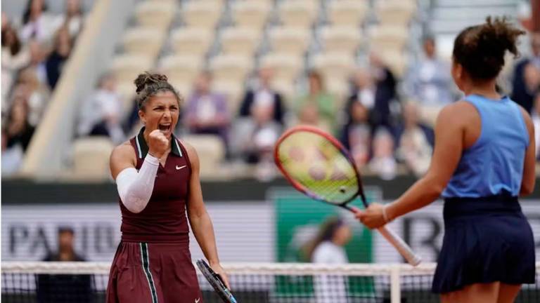 Il presidente De Pascale e l’assessora Frisoni: “Grazie Sara Errani a nome di tutta l’Emilia Romagna” Il presidente De Pascale e l’assessora Frisoni: “Grazie Sara Errani a nome di tutta l’Emilia Romagna”