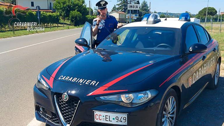 Imola, calci e pugni al medico che la vuole dimettere: arrestata 22enne Imola, calci e pugni al medico che la vuole dimettere: arrestata 22enne
