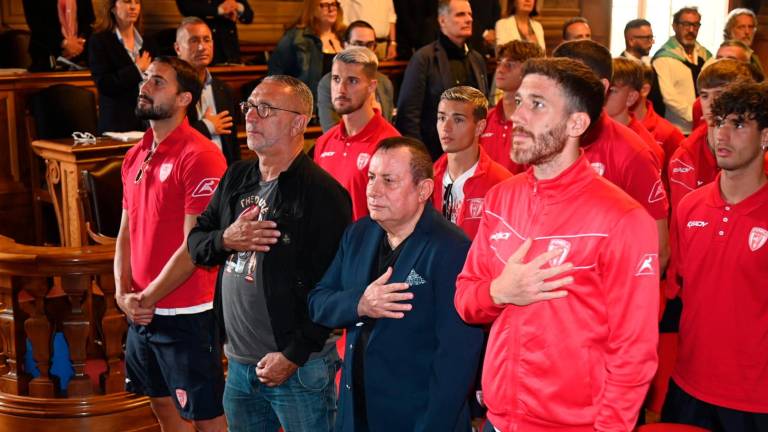 Il Forlì ricevuto in Comune: ora la priorità è l’iscrizione alla Serie C - Gallery Il Forlì ricevuto in Comune: ora la priorità è l’iscrizione alla Serie C - Gallery