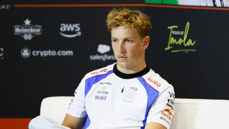 Formula Uno, Antonelli a Imola: “L’esame di maturità? Studiare non è facile”. Ecco i piloti al circuito GALLERY Formula Uno, Antonelli a Imola: “L’esame di maturità? Studiare non è facile”. Ecco i piloti al circuito GALLERY