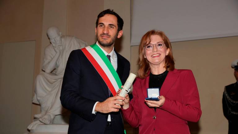 Cesena: consegnati i premi Malatesta Novello 2024 a Chiara Santini, Serena Biondini e Roberto Mercadini FOTOGALLERY Cesena: consegnati i premi Malatesta Novello 2024 a Chiara Santini, Serena Biondini e Roberto Mercadini FOTOGALLERY
