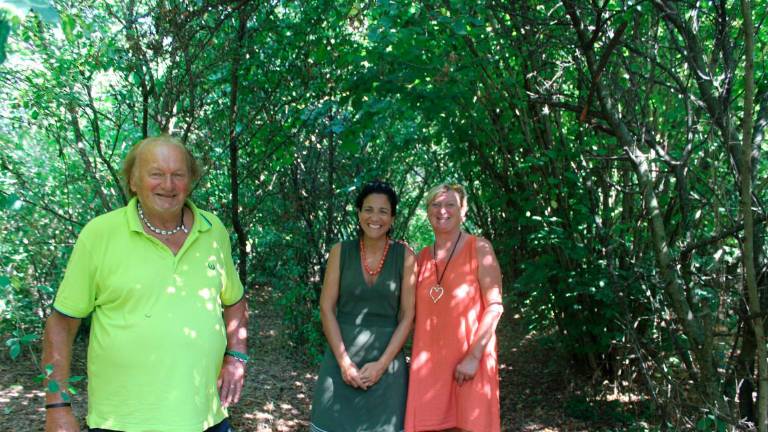 Savignano, la famiglia Gobbi: “L’agricoltura biodinamica è il frutto dell’amore per il lavoro” Savignano, la famiglia Gobbi: “L’agricoltura biodinamica è il frutto dell’amore per il lavoro”