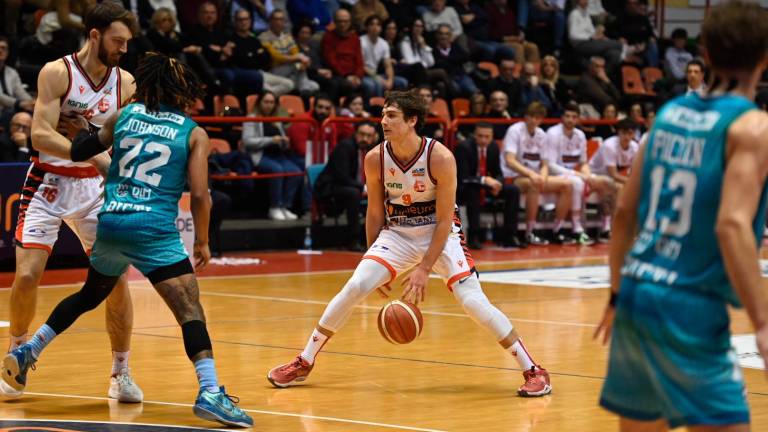 Sarà ancora Federico Zampini a guidare in regia l’Unieuro con Valentini fermo ai box foto fabio blaco Sarà ancora Federico Zampini a guidare in regia l’Unieuro con Valentini fermo ai box foto fabio blaco