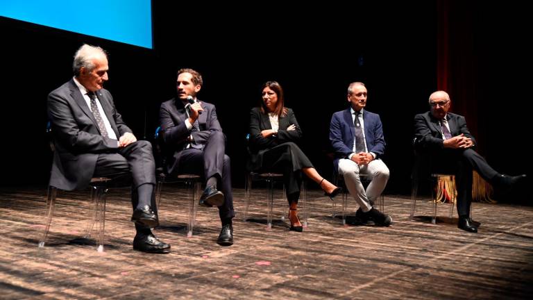Forlì, ecco il dossier per la candidatura a capitale della cultura FOTOGALLErY Forlì, ecco il dossier per la candidatura a capitale della cultura FOTOGALLErY