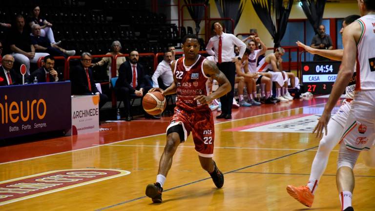 RivieraBanca vince il derby di Forlì e vola in finale (64-76) RivieraBanca vince il derby di Forlì e vola in finale (64-76)