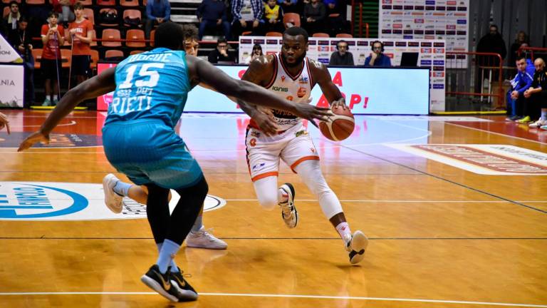 Sorpresa Unieuro: Kadeem Allen torna a Forlì Sorpresa Unieuro: Kadeem Allen torna a Forlì