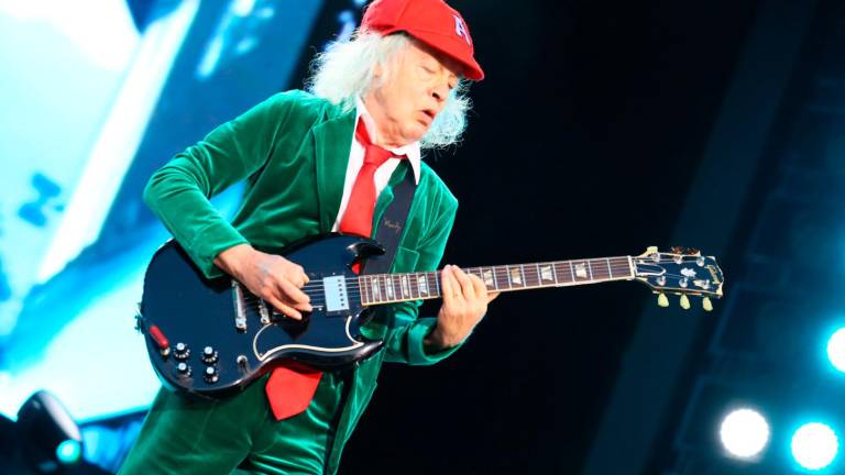 Imola, lo spettacolo potente degli AC/DC nella storia della musica rock e dell’autodromo le foto del concerto FOTOGALLERY MMPH Imola, lo spettacolo potente degli AC/DC nella storia della musica rock e dell’autodromo le foto del concerto FOTOGALLERY MMPH
