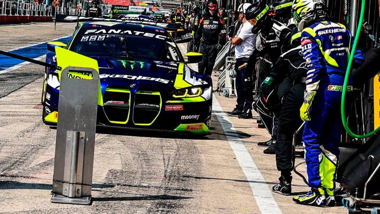 Fanatec Gt a Misano: via alle prove con Valentino Rossi in azione Fanatec Gt a Misano: via alle prove con Valentino Rossi in azione