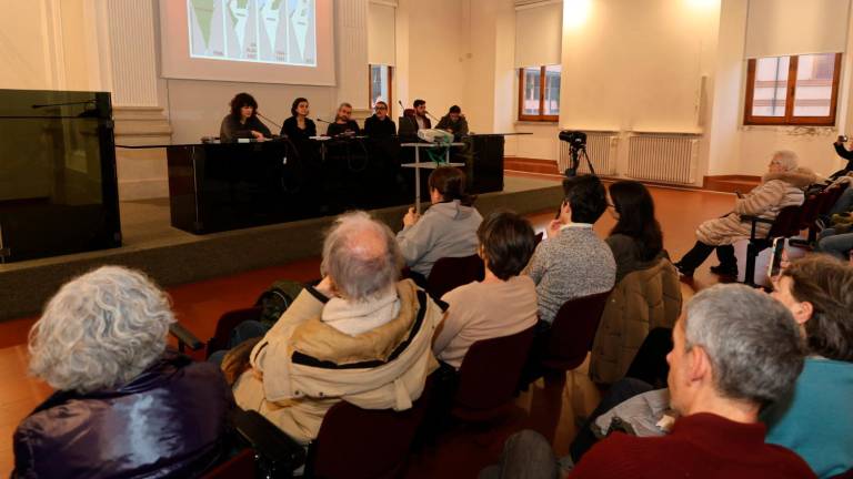 “Cesena città della pace” ha premiato la resistenza non violenta in Palestina “Cesena città della pace” ha premiato la resistenza non violenta in Palestina